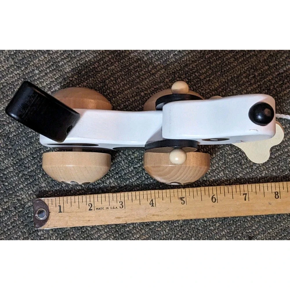 Wood Dog Pull Toy Childrens Classic World Wooden Puppy Hound Black White